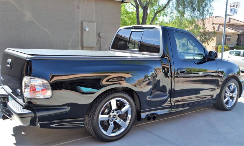 2003 ford f-150 svt lightening