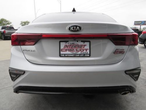 2020 kia forte lxs sedan 4d