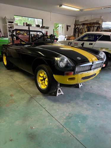 1975 mg mgb race car