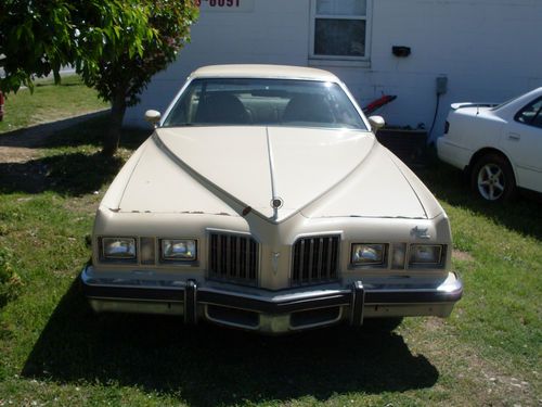 1977 pontiac grand prix sj coupe 2-door 6.6l