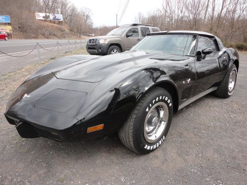 1977 chevrolet corvette v8 t-top 4 speed