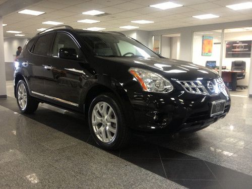 2011 nissan rogue sv, nav, leather