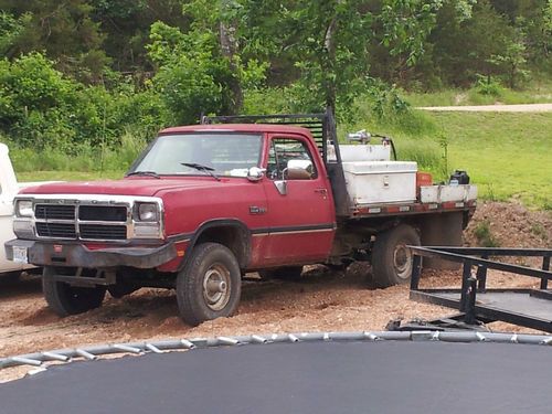 1992 dodge diesel, 4x4, 5 speed