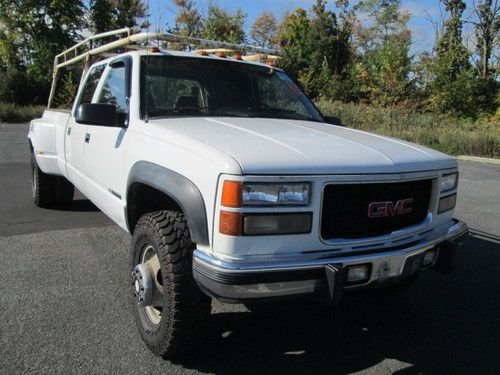 1995 sierra 3500 turbo diesel 4x4 dually crew cab. runs, drives great.