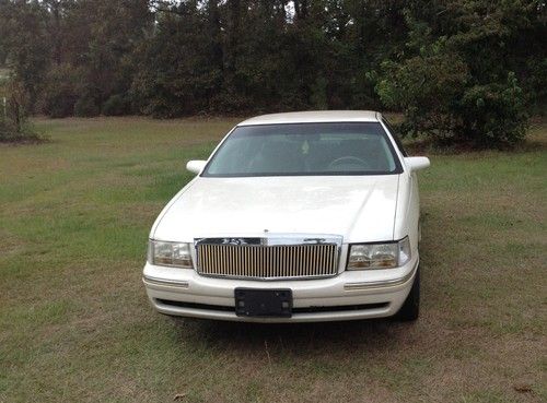 1998 cadillac deville d'elegance sedan 4-door 4.6l "no reserve"