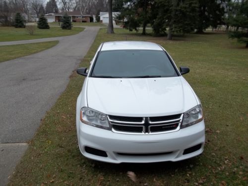 2012 dodge avenger se sedan 4-door 3.6l