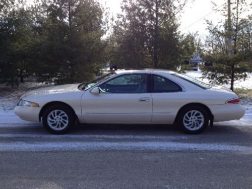 1998 lincoln mark viii 2dr cpe * low miles *