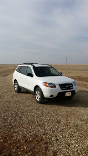 Hyundai santa fe 2009 white suv va iphone connection