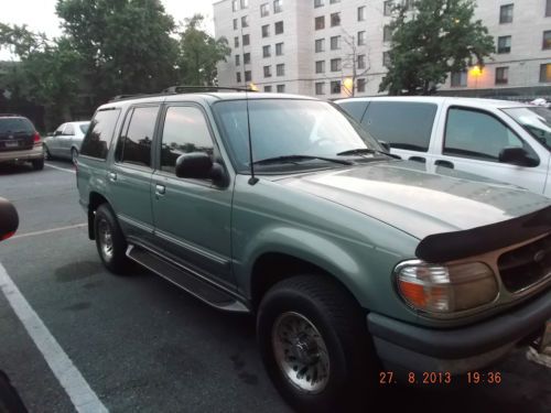 1998 ford explorer xlt sport utility 4-door 4.0l