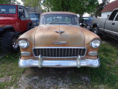 1955 55 chevrolet chevy bel air four door runs!