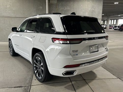 2022 jeep grand cherokee overland 4xe