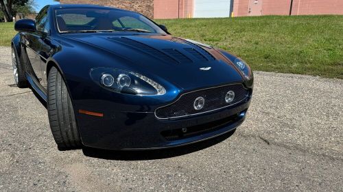 2011 aston martin vantage