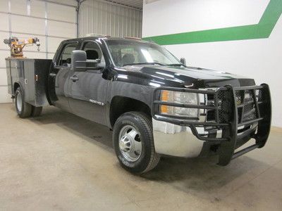 Black chevrolet silverado 3500 crew cab service utility truck duramax diesel 4x4