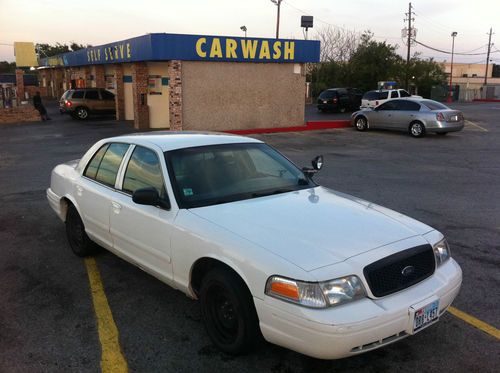 2001 ford crown victoria police interceptor hybrid sedan 4-door 4.6l