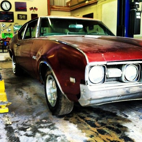 All original rare 1968 oldsmobile 442 - 2 door post sport coupe