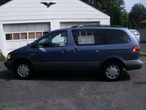 Toyota sienna le 1999 160k miles!!!