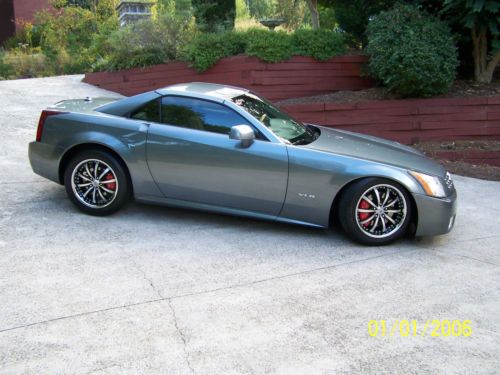 2004 cadillac xlr base convertible 2-door 4.6l