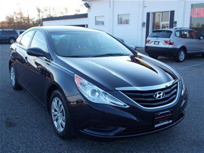 2011 hyundai sonata gls very rare clean car fax 6 spd manual we finance!