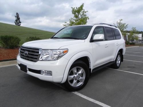 2009 toyota land cruiser, htd leather, roof, nav, dvd, cool box! white