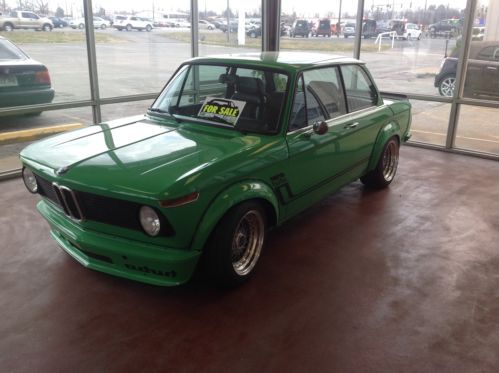 1976 bmw 2002 base coupe 2-door 2.0l