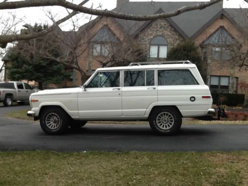 1988 jeep grand wagoneer sport utility 4-door 5.9l awd