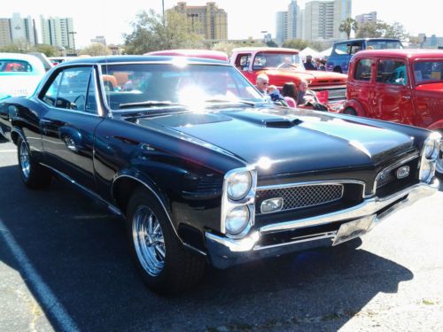 1967 pontaic gto hardtop