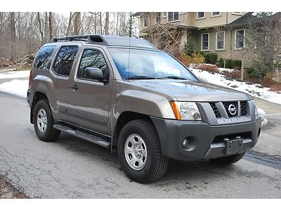 2006 nissan xterra 4wd -  low miles!!