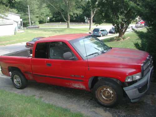 1998 dodge ram slt  low miles * make an offer the first decent offer  takes it