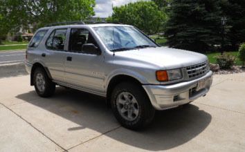 1999 isuzu rodeo ls sport utility 4-door 3.2l