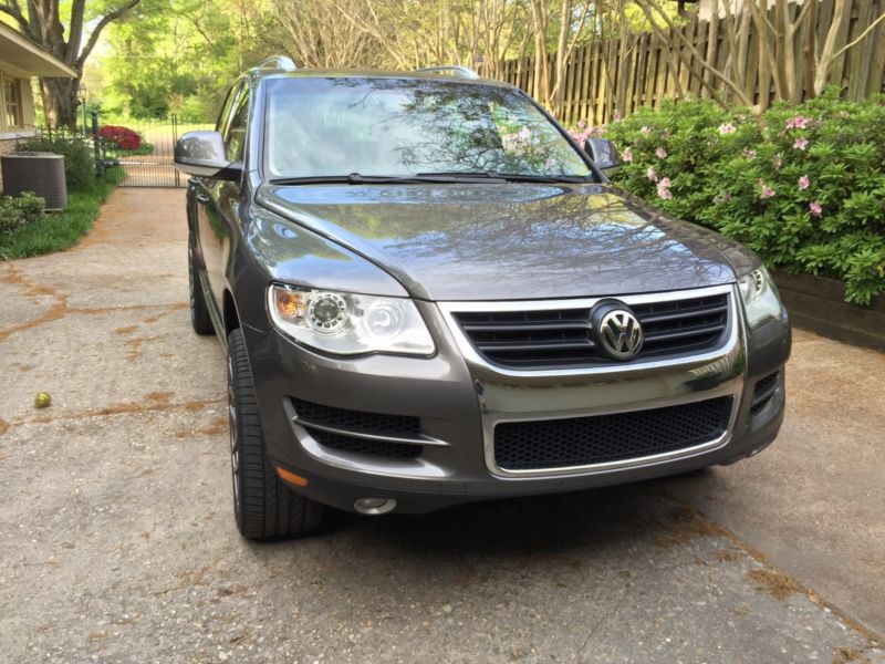 2010 volkswagen touareg