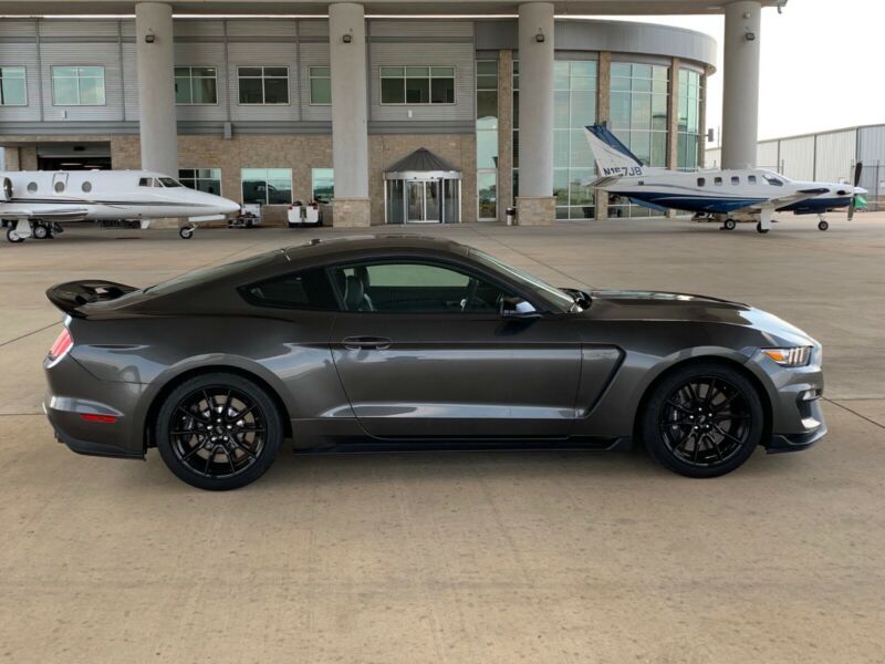 2019 ford mustang shelby gt350