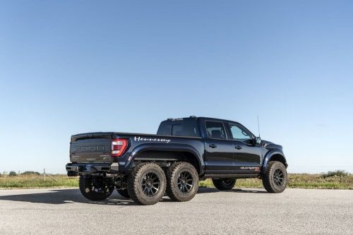 2023 ford f-150 raptor r upgraded with hennessey velociraptor 6x6 package