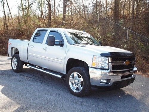 Chevy duramax diesel custom sport truck package z71 20 wheels 4x4 crew cab