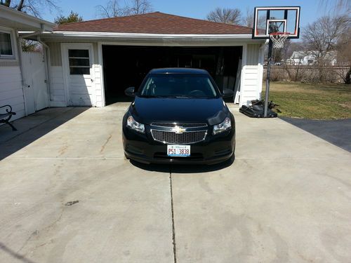 2011 chevrolet cruze ls sedan 4-door 1.8l, rebuilt, hail damaged