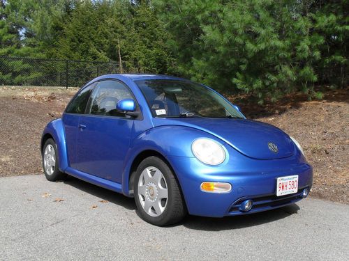 1998 volkswagen beetle base hatchback 2-door 2.0l