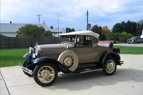 Classic model a deluxe roadster garage kept