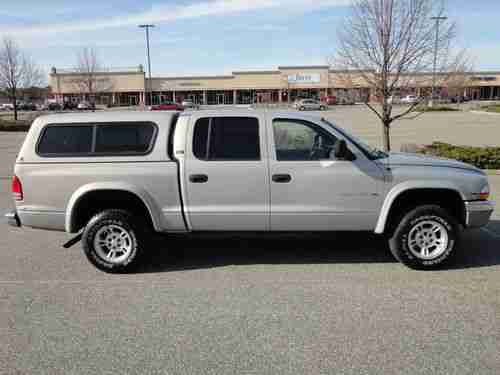 Sell Used 2000 Dodge Dakota Slt Quad Cab 4x4 Pickup Truck V8 108k Miles