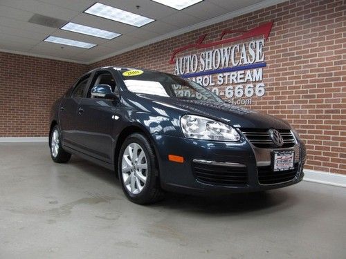 2010 volkswagen jetta se automatic 
2.5l sunroof low miles