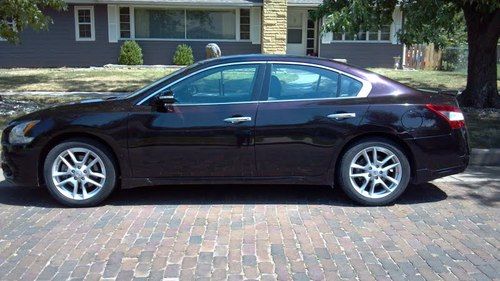 2011 nissan maxima sv sedan 4-door 3.5l