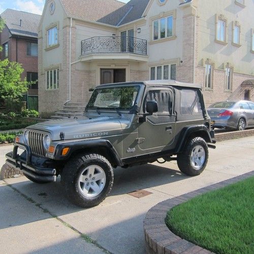 2004 jeep wrangler rubicon sport utility 2-door 4.0l 4x4  loaded!  no reserve!