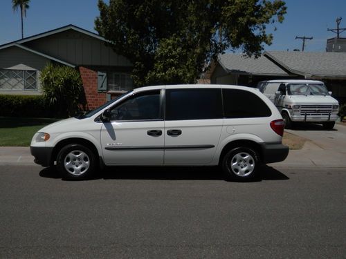 2001 dodge caravan se 7 person  84k miles