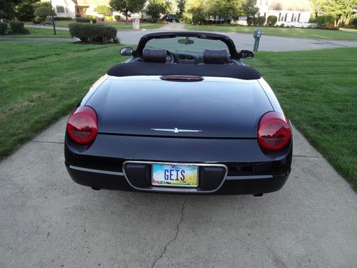 2002 ford thunderbird