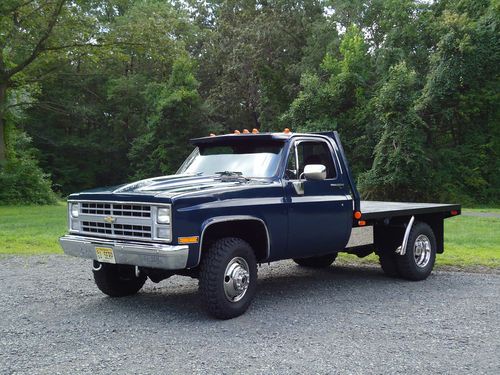 1987 chevy v-30 flatbed