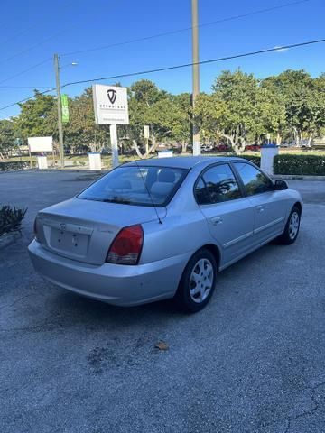 2004 hyundai elantra gls sedan 4d