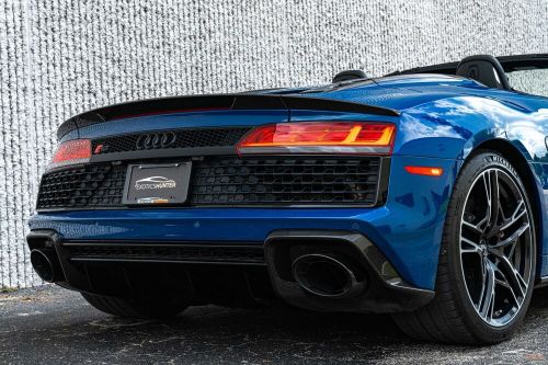 2020 audi r8 v10 perform. spyder w/ carbon front spoiler + diam