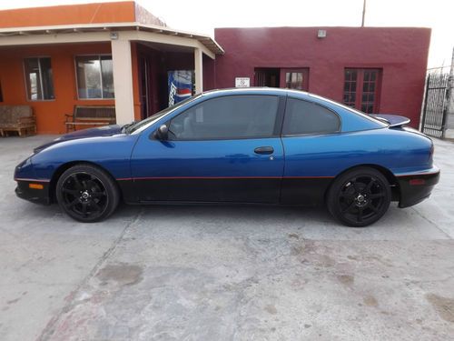 2005 pontiac sunfire base coupe 2-door 2.2l