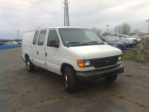 2003 ford e-250 base standard cargo van 2-door 4.2l