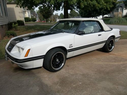 Purchase new 1984 Ford Mustang GT Convertible 2-Door 5.0L in Roebuck