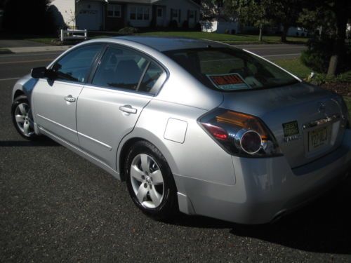 2007 nissan altima sedan 4-door 2.5 s