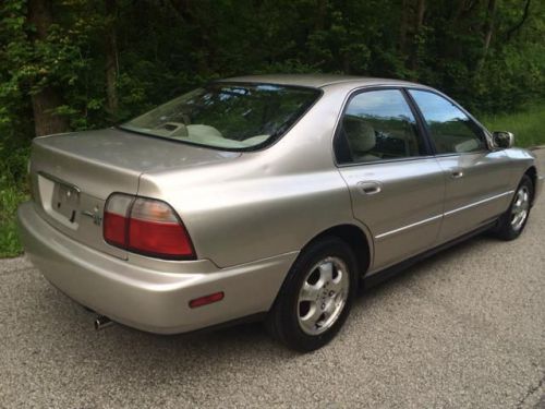 1997 honda accord se